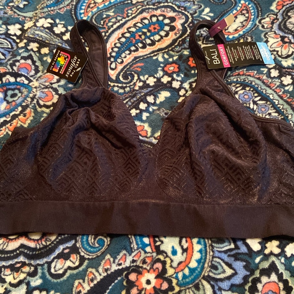 NWT Bali Comfort Bra